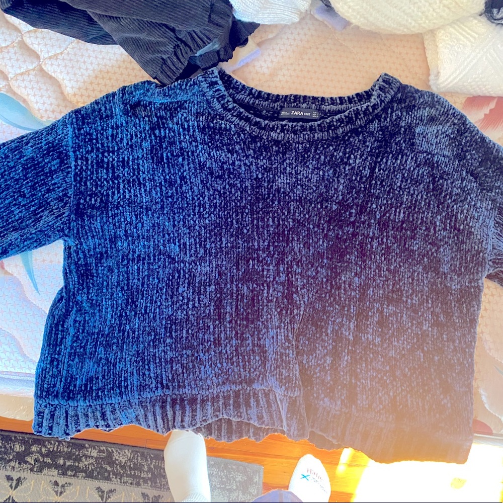 ZARA SOFT SWEATER M
